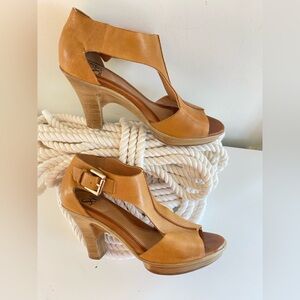 Sofft Tan Leather Cutout Platform Sandals